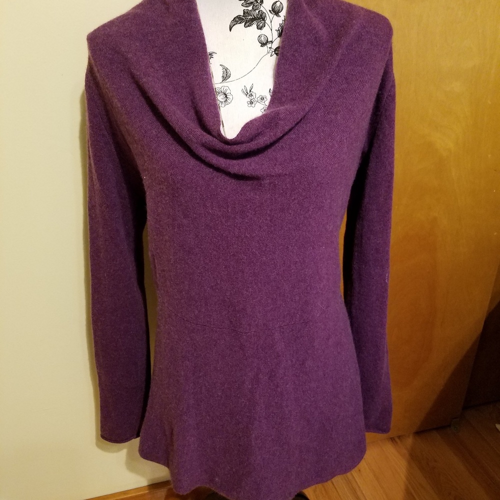 Raffi Cashmere  Sweater